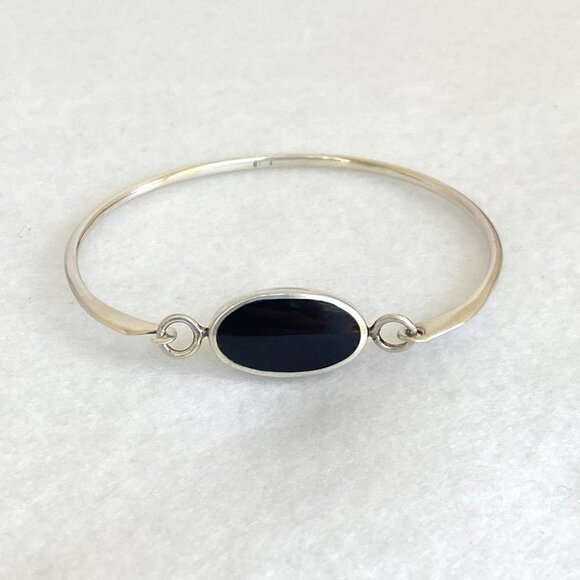 Sterling Silver Oval Black Onyx Geometric Reversible Hinged Bangle Bracelet 6.5" - Picture 3 of 16